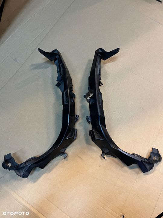 Uchwyty lamp przednich mocowanie komplet ślizgi Bmw e90 e91 lift - 1