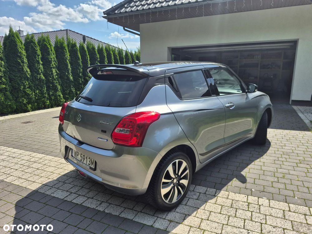 Suzuki Swift 1.2 SHVS Premium Plus - 4