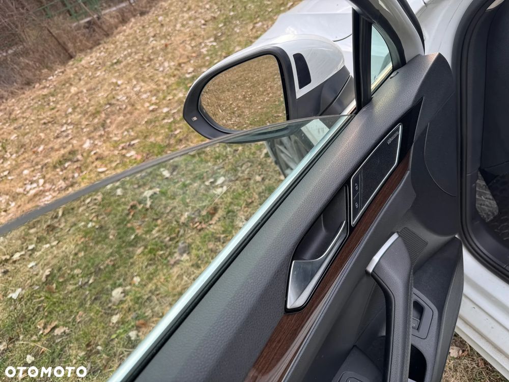 Volkswagen Passat 2.0 TSI 4Mot Highline DSG - 11