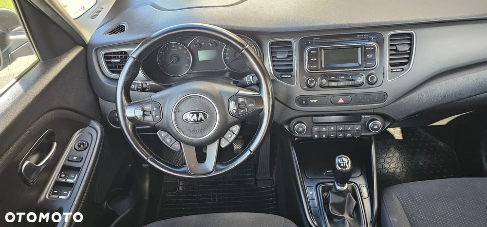 Kia Carens 1.6 GDI L 7os EU6 - 4