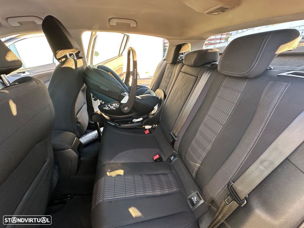 Peugeot 308 HDi FAP 92 Access - 25