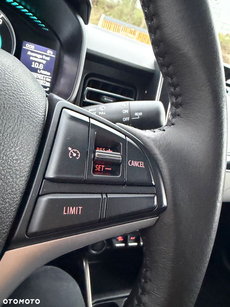 Suzuki Ignis 1.2 Premium AGS - 18