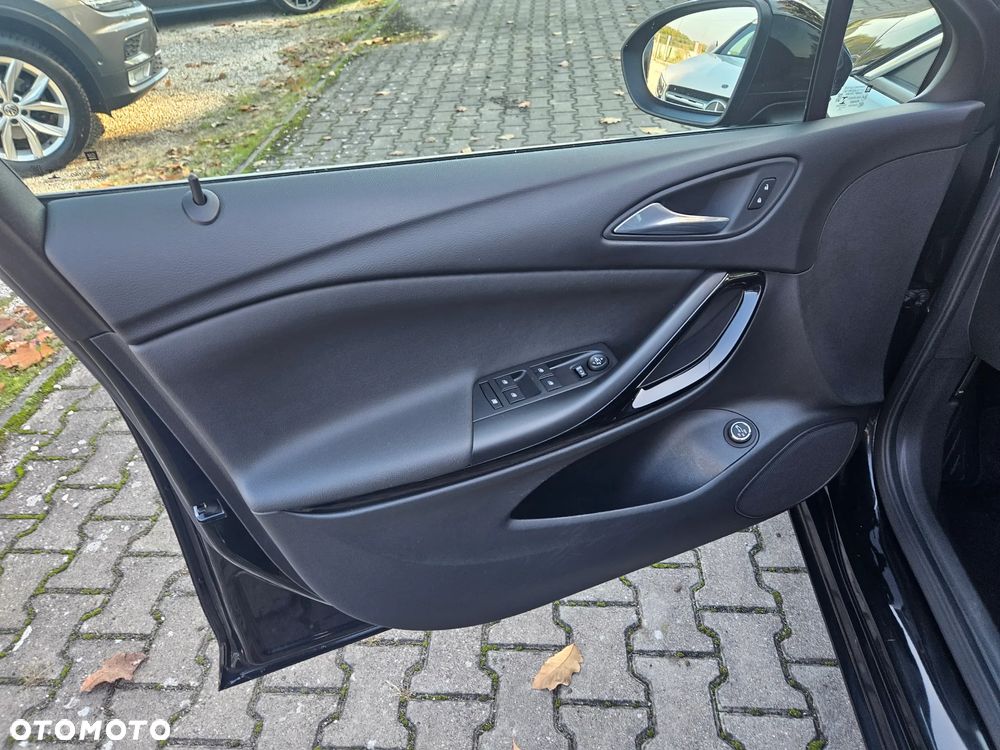 Opel Astra 1.4 Turbo Start/Stop St Elegance - 12