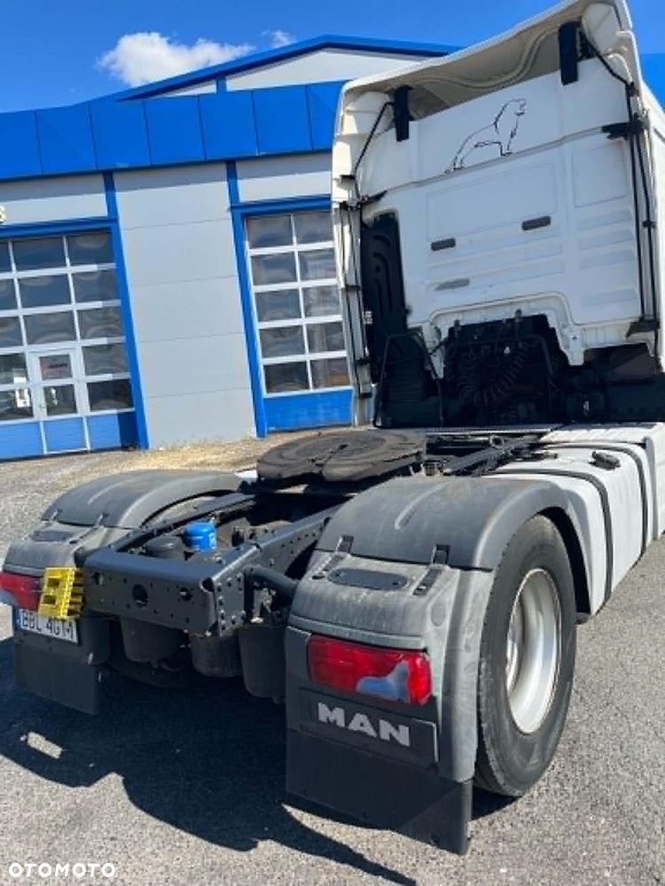 MAN TGX - 8