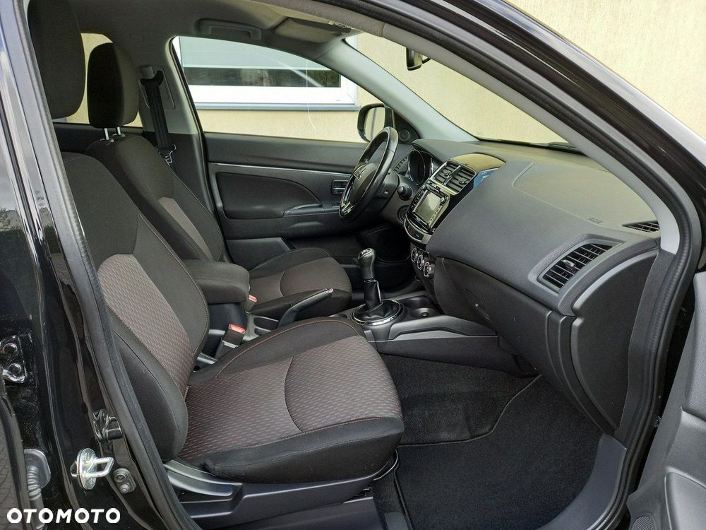 Mitsubishi ASX 1.6 Intense Plus Navi Blue Edition - 21