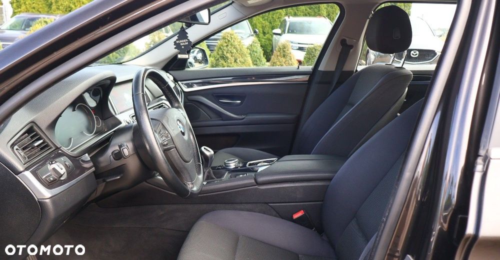 BMW Seria 5 - 13