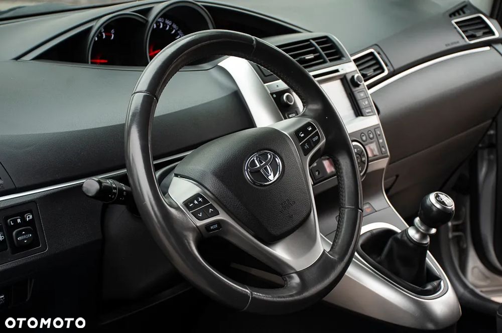 Toyota Verso 1.6 D-4D 7-Sitzer Start/Stop Edition S - 32