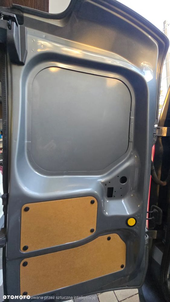 Ford Transit Connect - 19