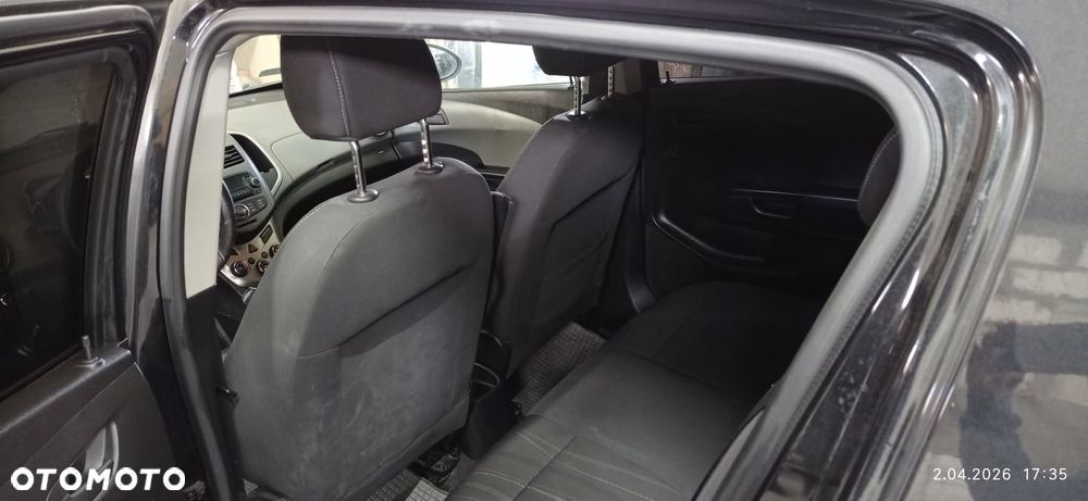Chevrolet Aveo 1.4 LT - 15