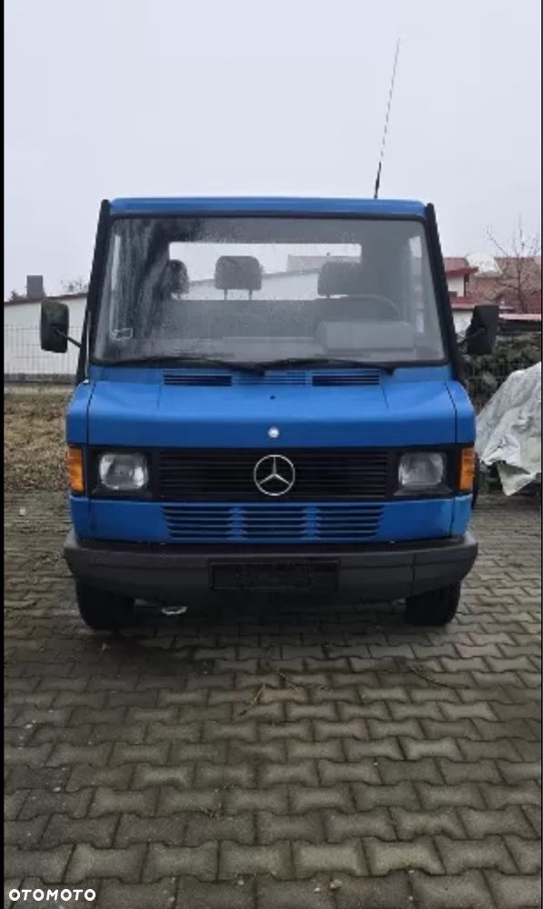 Mercedes-Benz Inny - 1