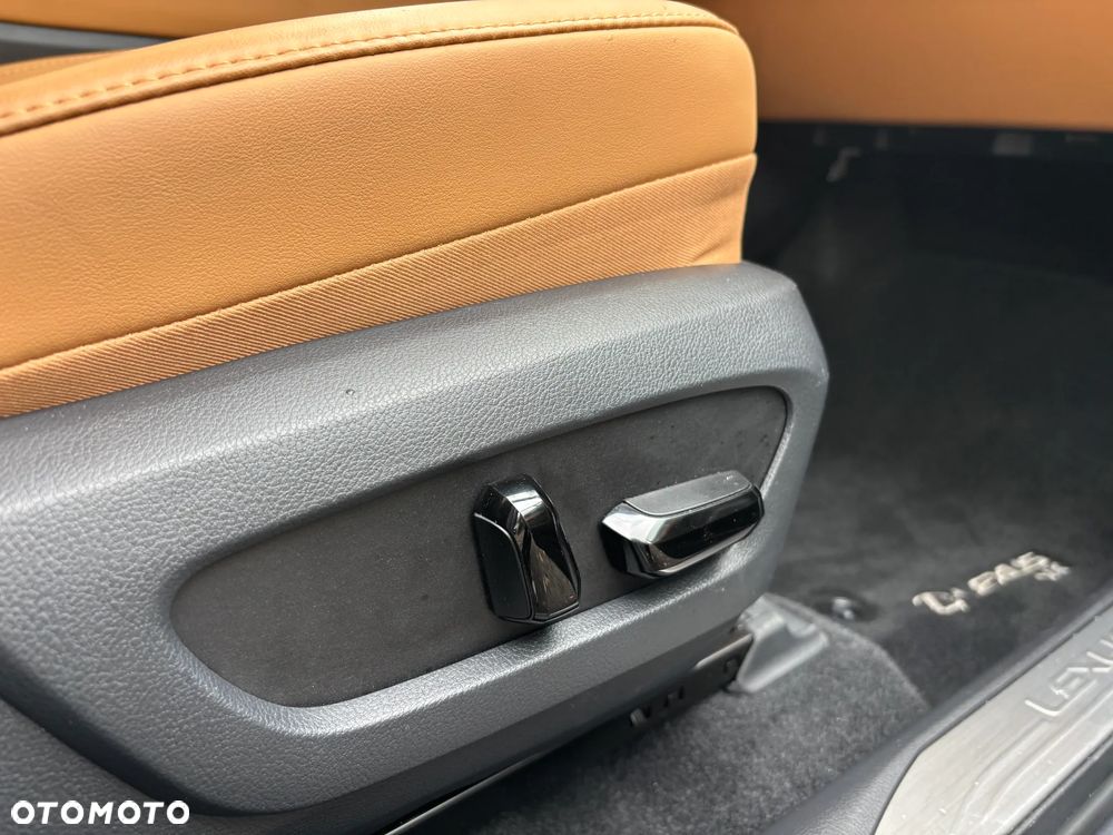 Lexus NX 350h Prestige 2WD - 11