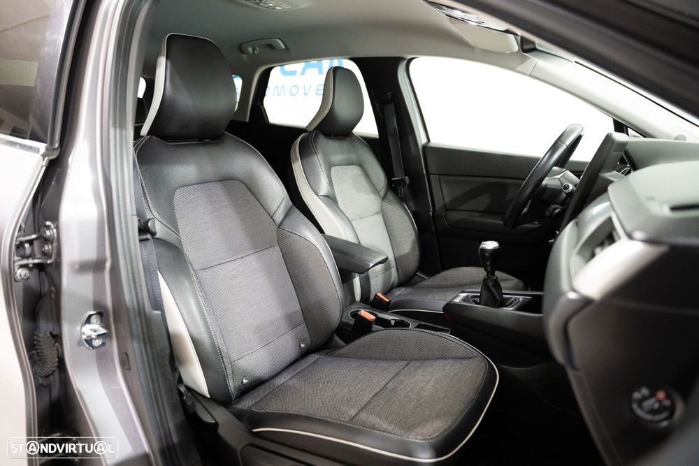 Renault Captur 1.0 TCe Exclusive - 20
