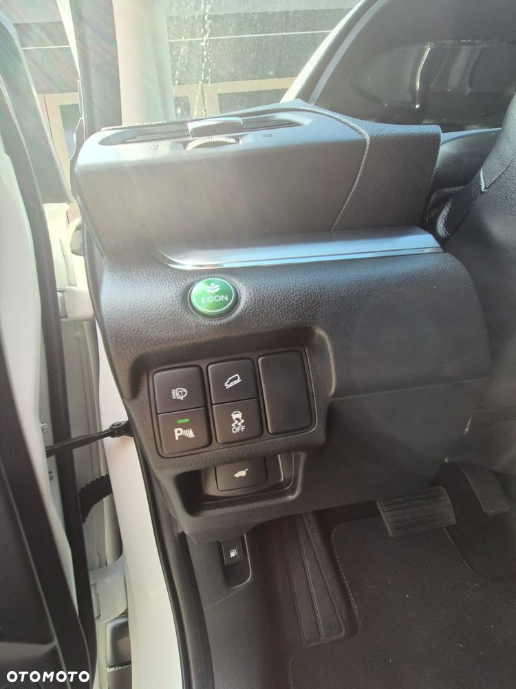 Honda CR-V 2.0 Executive (Honda Connect+) - 15