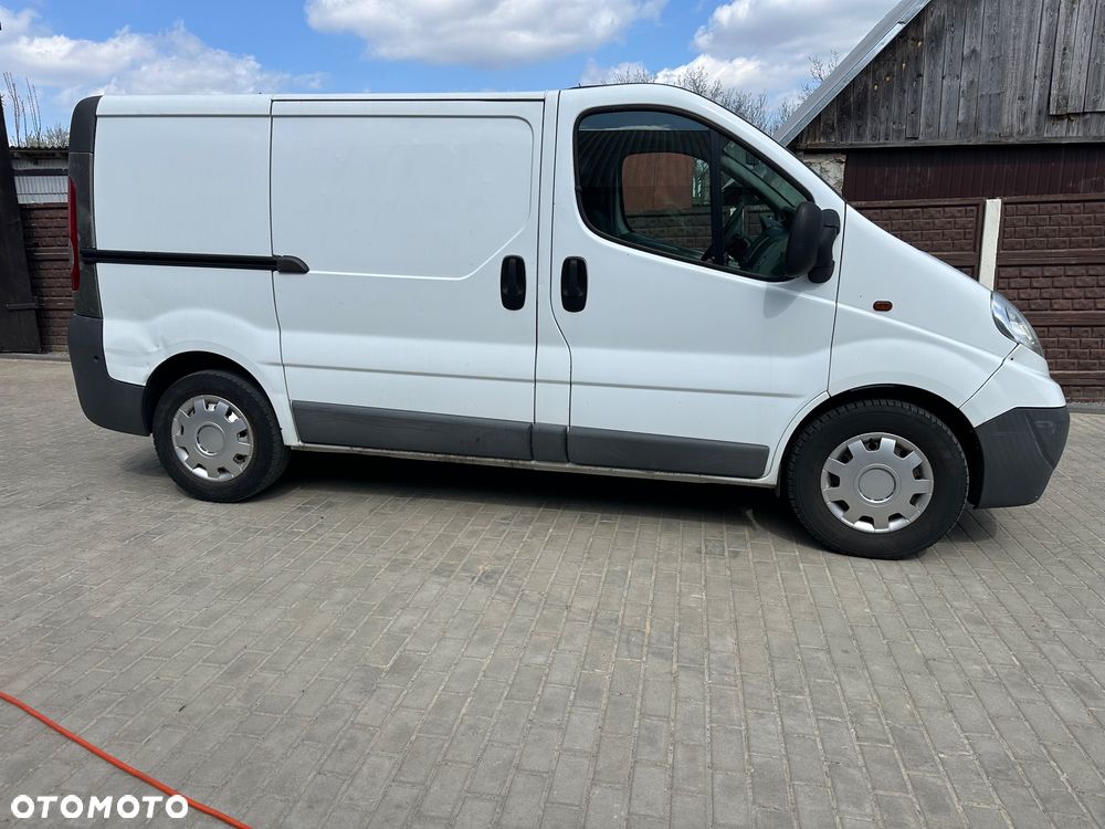Opel Vivaro - 5