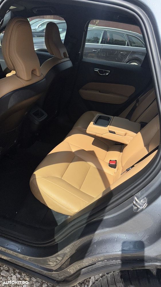 Volvo XC 60 D4 Inscription - 23
