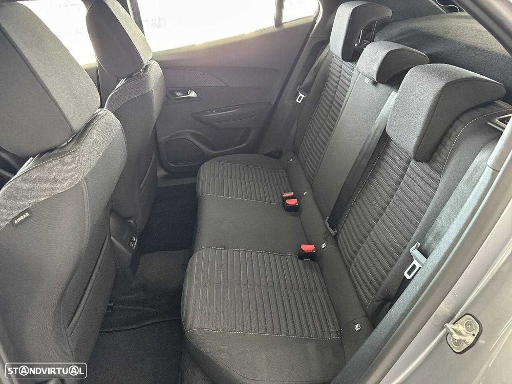 Peugeot e-2008 54 kWh Active - 10