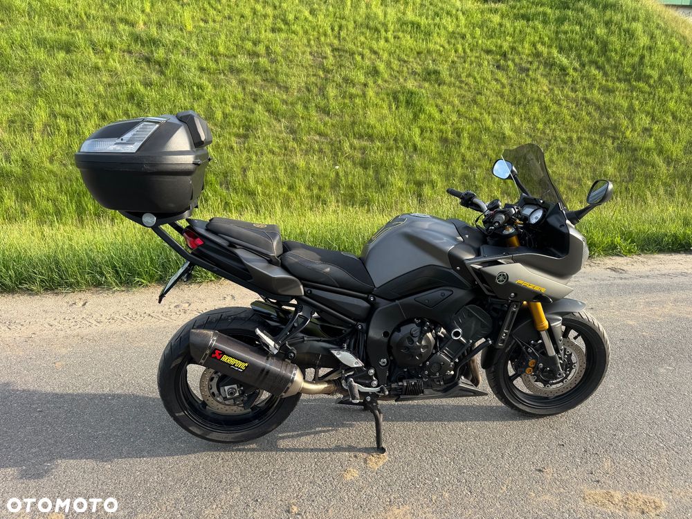 Yamaha FZ8 - 12