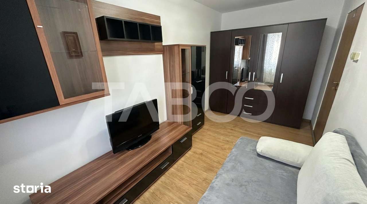 Garsoniera etaj intermediar 1 decomandata de vanzare zona Lupeni Sibiu — fotografia 1