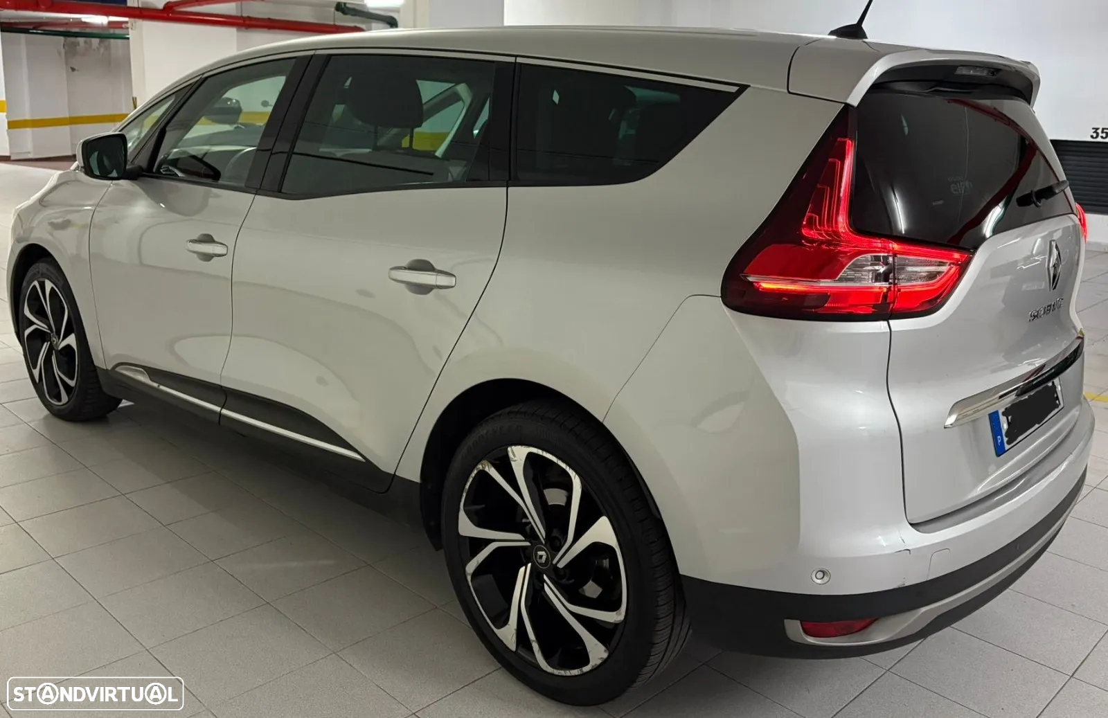 Renault Grand Scénic - 2