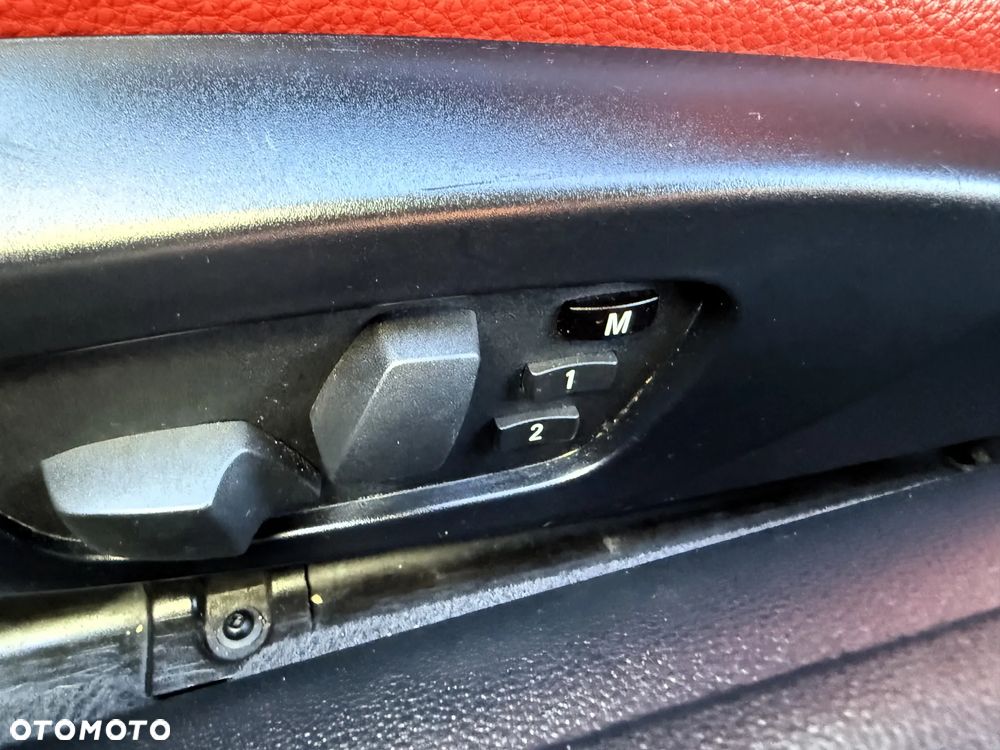 BMW Seria 3 320i Edition Exclusive - 15