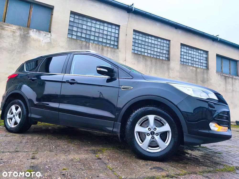 Ford Kuga 2.0 TDCi 2x4 Titanium - 2