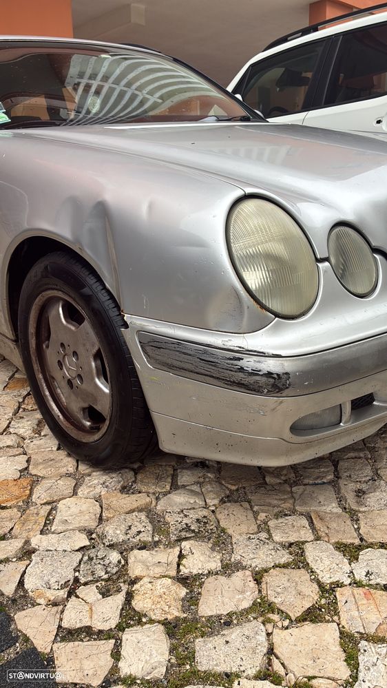 Mercedes-Benz E 220 - 24