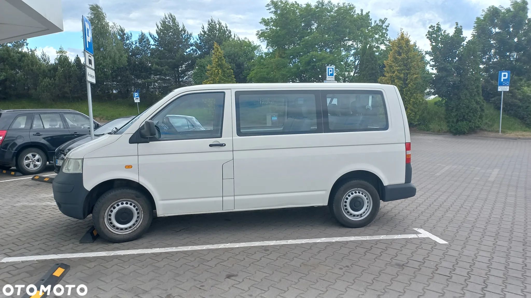 Volkswagen Transporter - 1