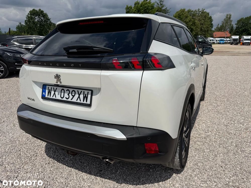 Peugeot 2008 1.5 BlueHDi Allure S&S EAT8 - 13