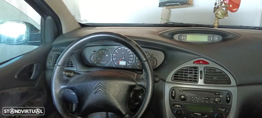 Citroën C5 2.0 HDi SX - 10