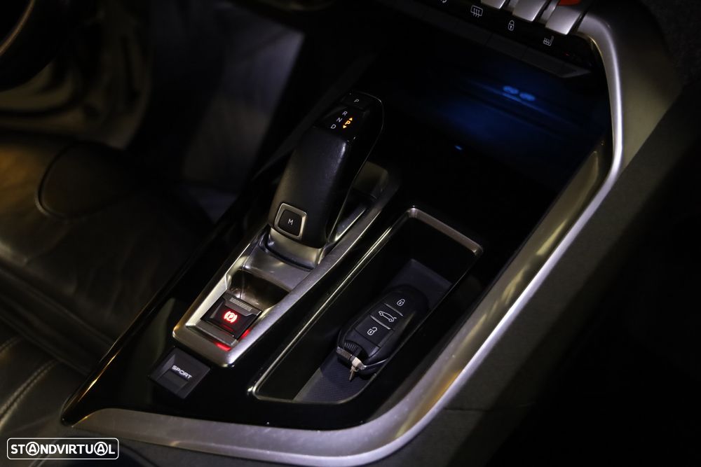 Peugeot 5008 BlueHDI 130 EAT8 Allure Pack - 20