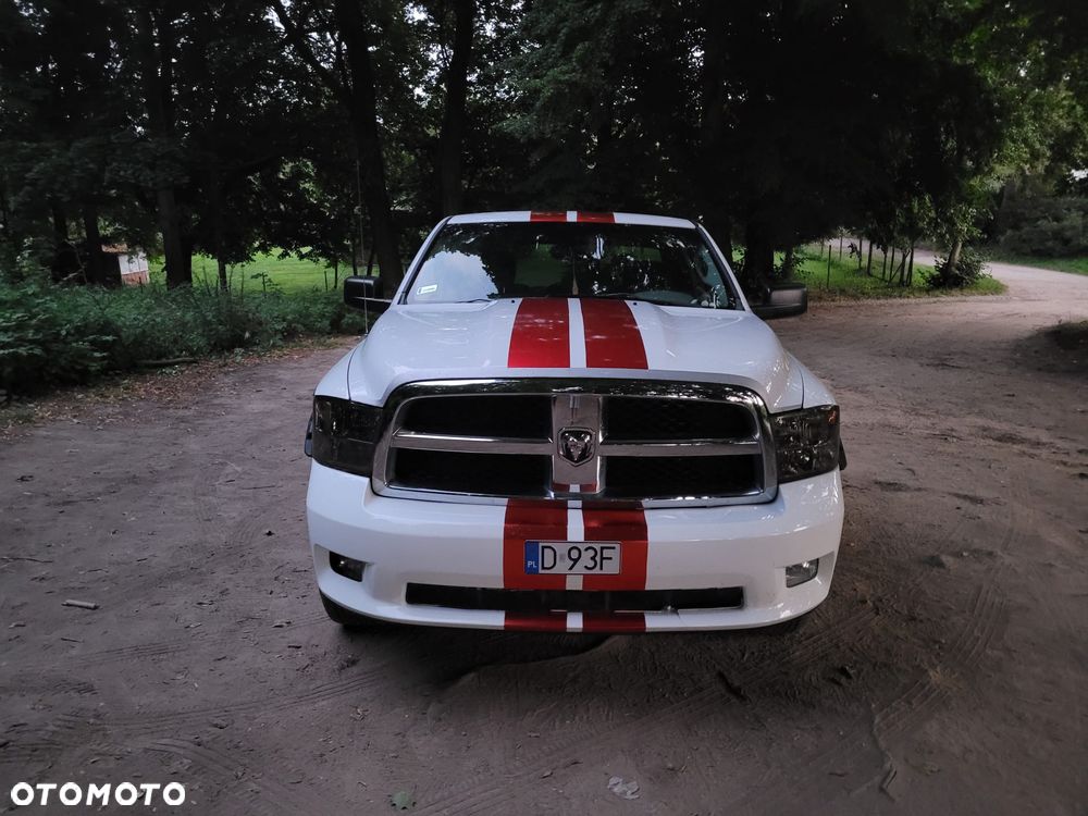 Dodge RAM 5.7 4x4 - 5