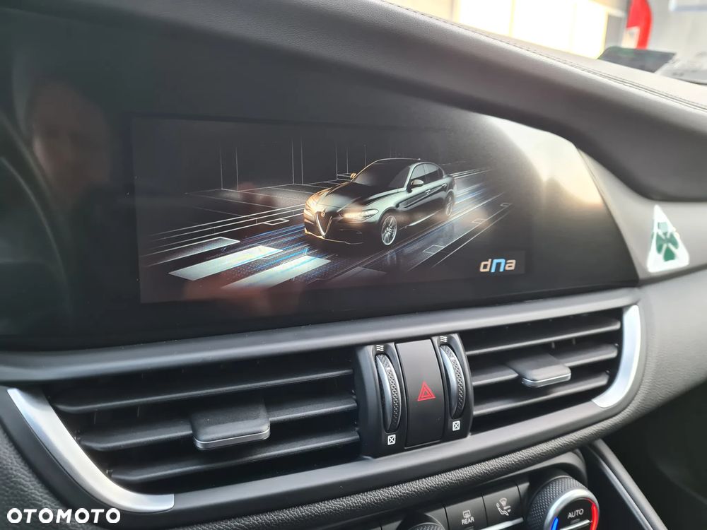 Alfa Romeo Giulia 2.0 Turbo Veloce Q4 - 33