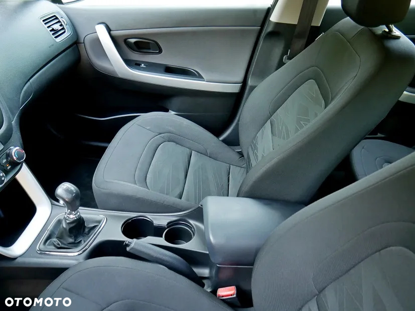 Kia Ceed 1.4 CVVT - 25
