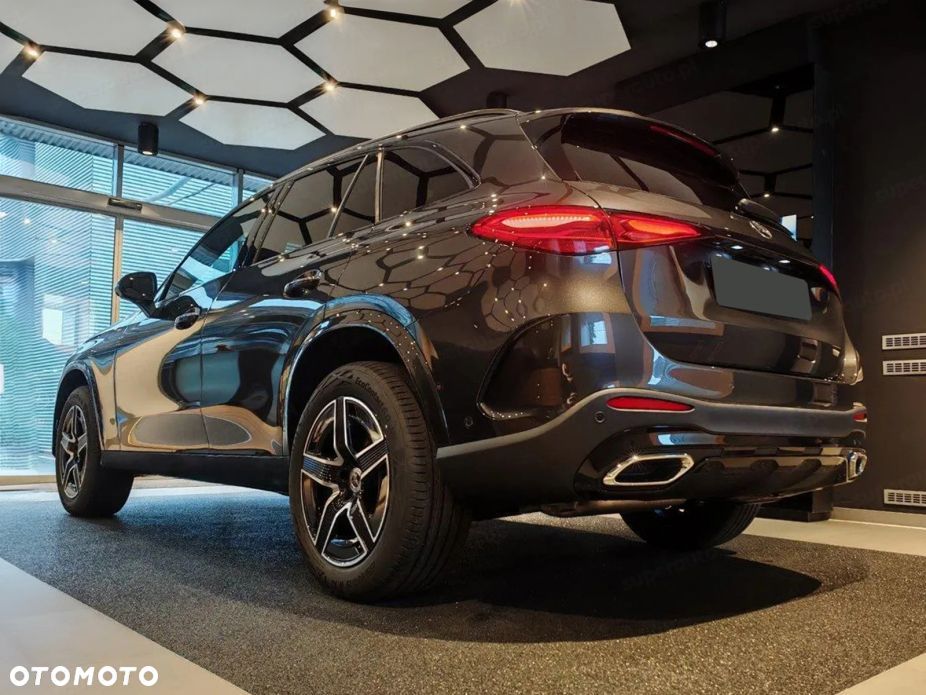 Mercedes-Benz GLC - 6