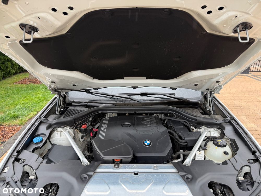 BMW X3 xDrive20i GPF Advantage - 25