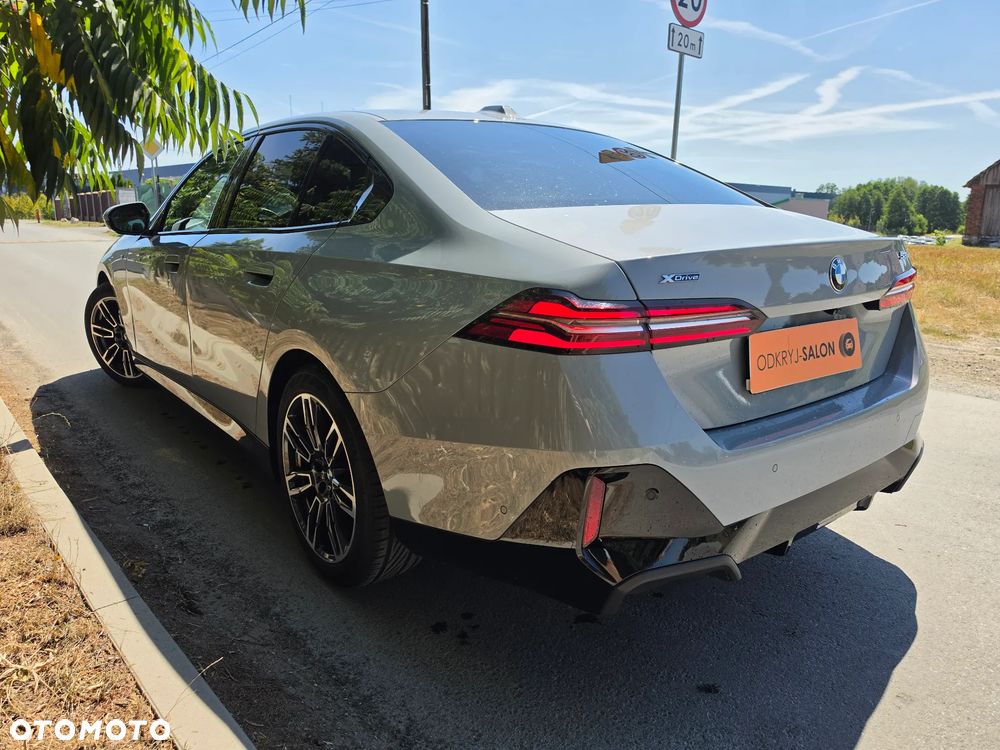BMW Seria 5 520d mHEV M Sport - 11