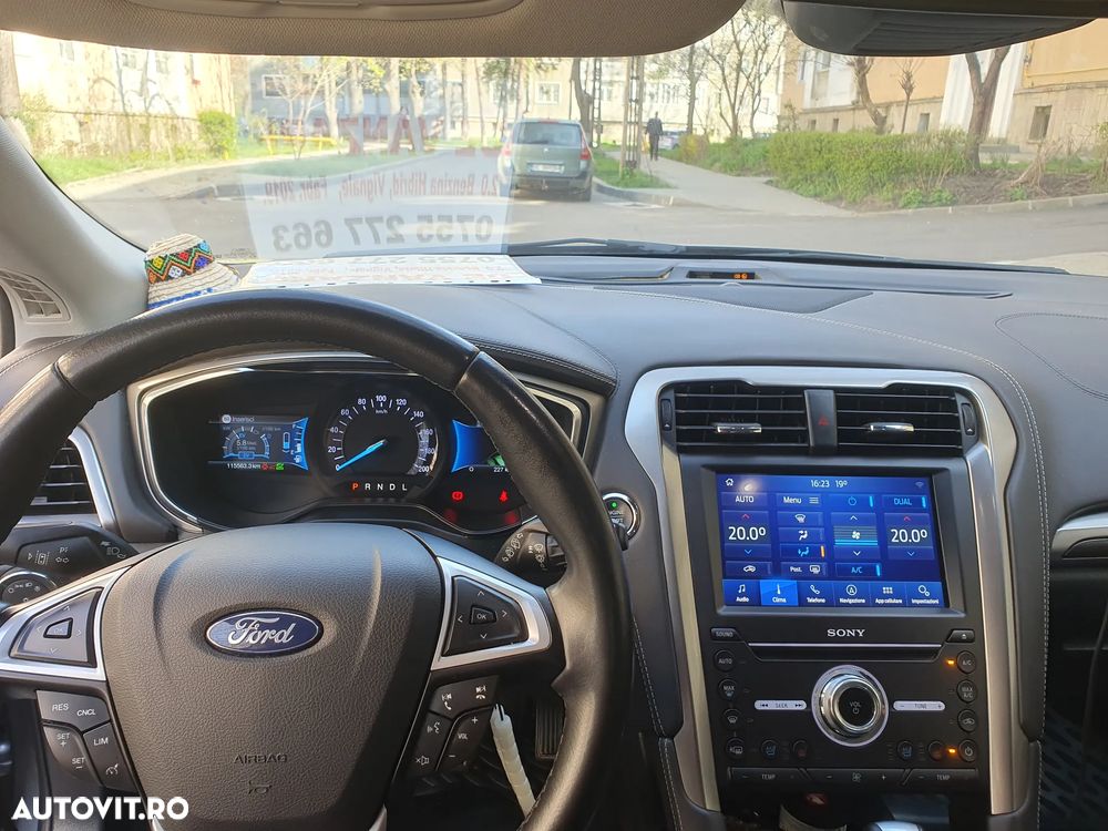 Ford Mondeo 2.0 HEV Vignale - 11