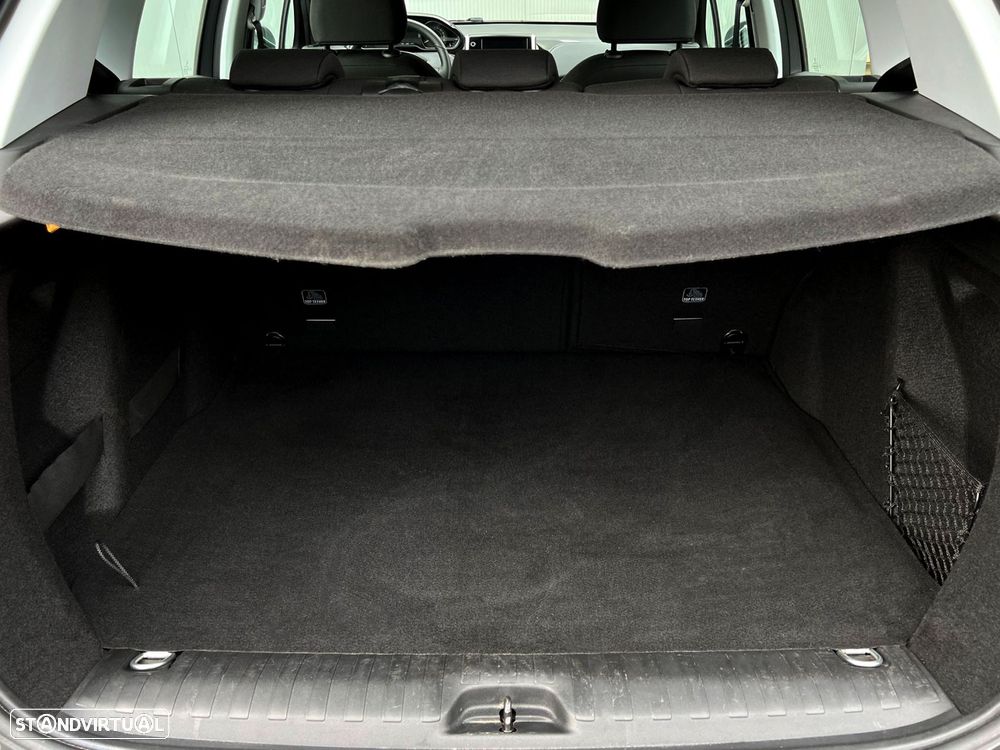Peugeot 2008 1.5 BlueHDi Style - 36