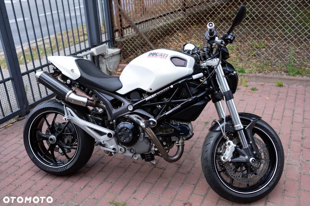 Ducati Monster - 2