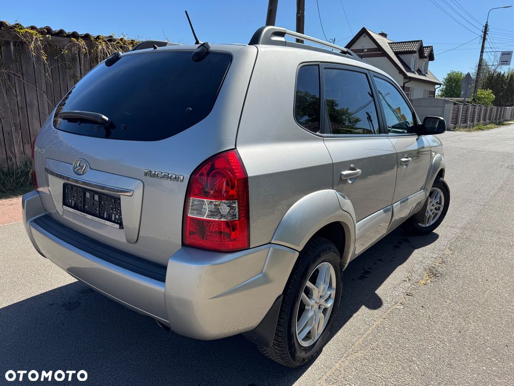 Hyundai Tucson 2.0 CRDi 2WD Trend - 33