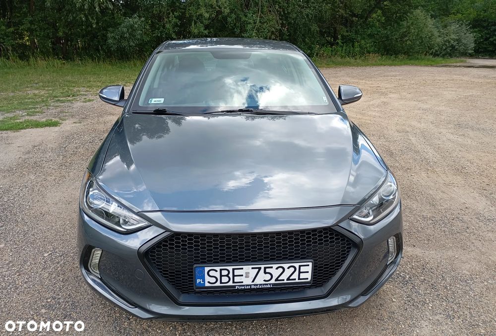 Hyundai Elantra 2017 photo 3