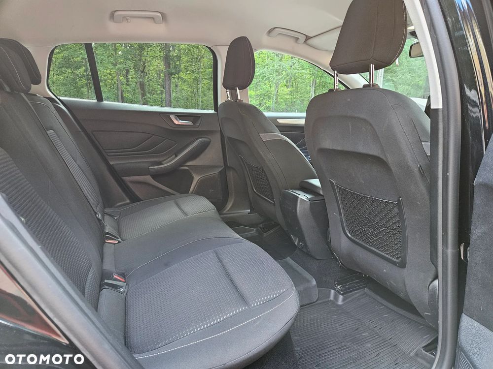 Ford Focus 1.5 EcoBoost Titanium Business - 13