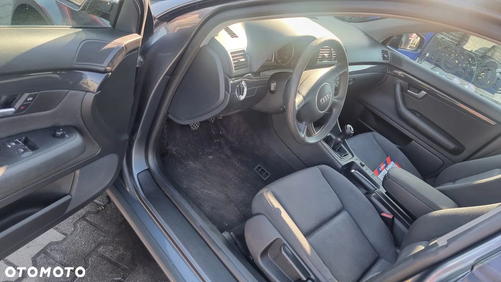 Audi A4 Avant - 7