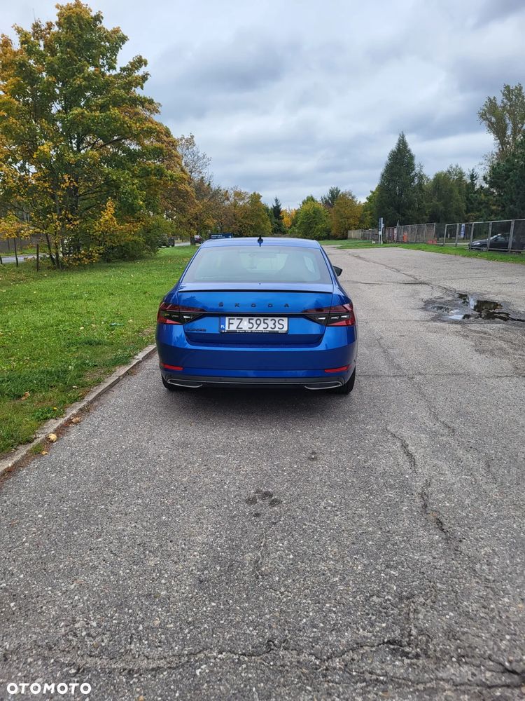 Skoda Superb 2.0 TSI Sportline DSG - 21