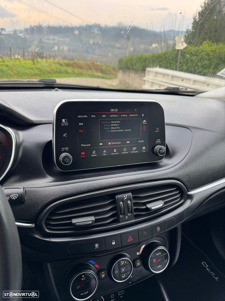 Fiat Tipo Station Wagon 1.3 M-Jet Lounge - 12