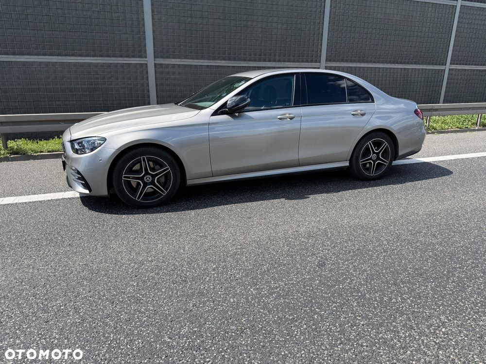 Mercedes-Benz Klasa E 220 d 4-Matic AMG - 13