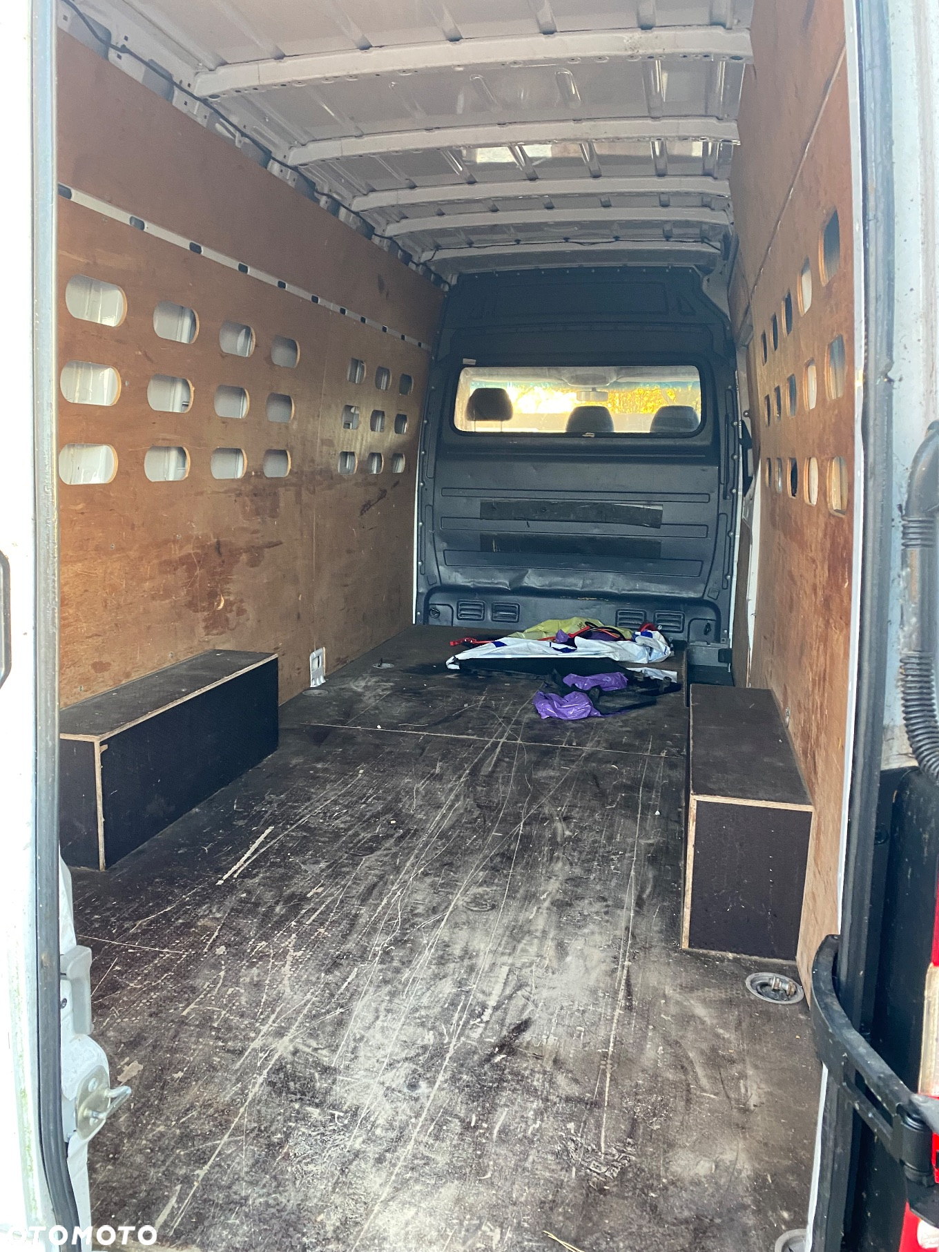 Mercedes-Benz Sprinter - 7