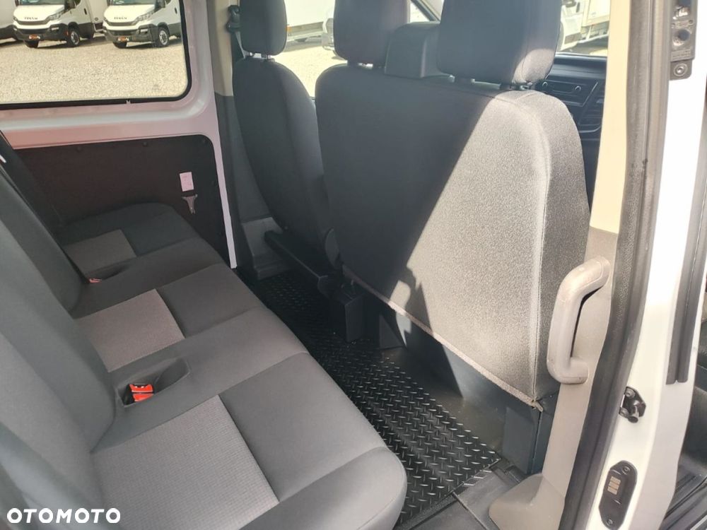 Ford Transit - 10