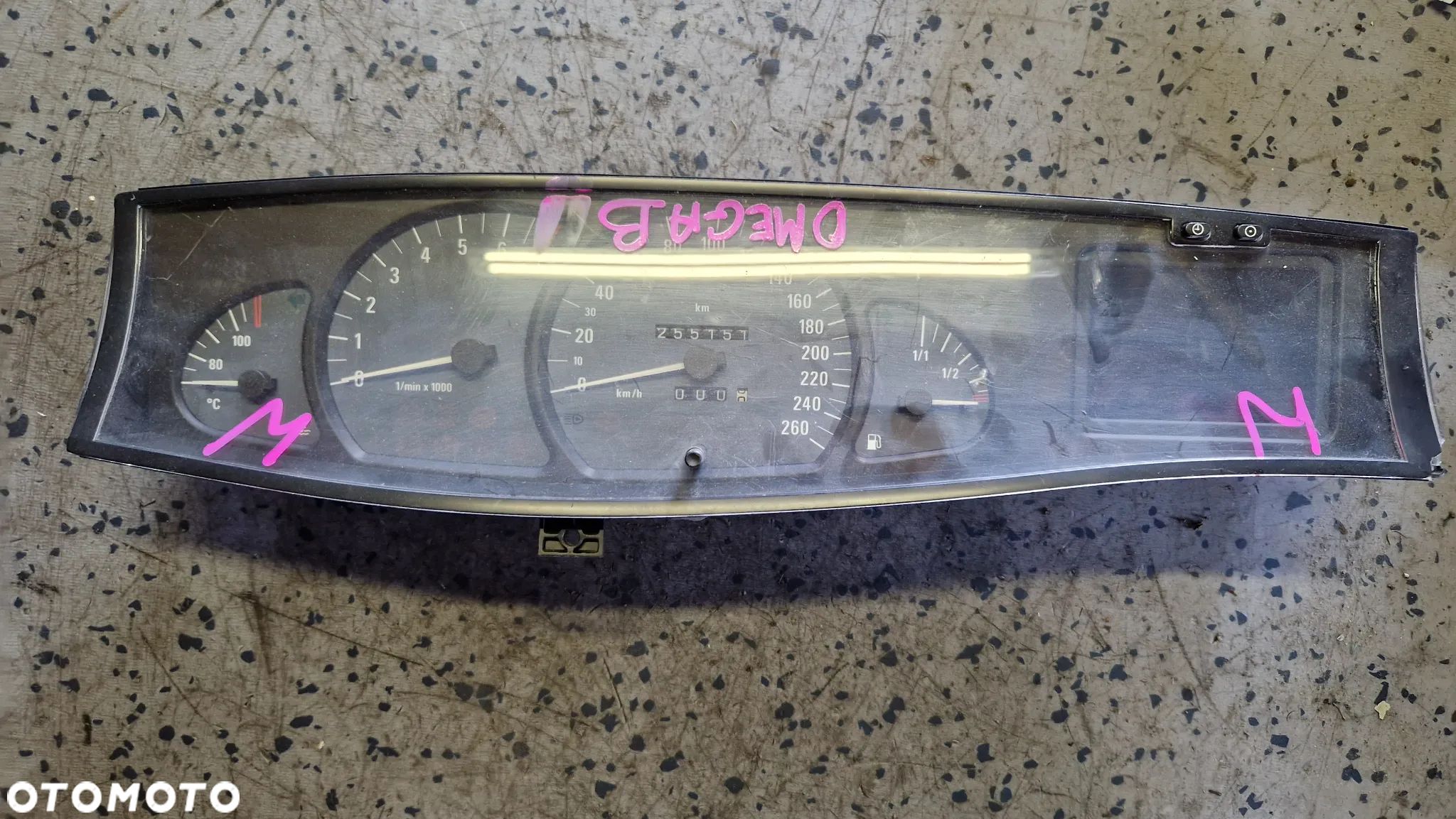 OPEL OMEGA B 3.0 V6 LICZNIK 09228412 - 1