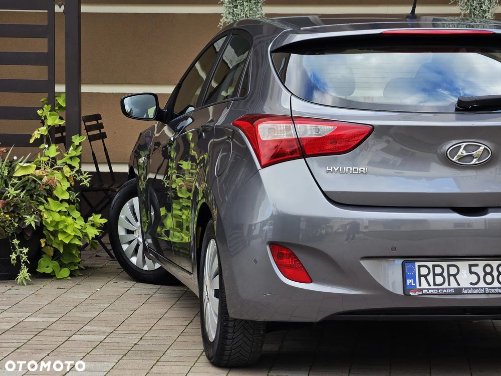 Hyundai i30 1.4 Comfort - 23